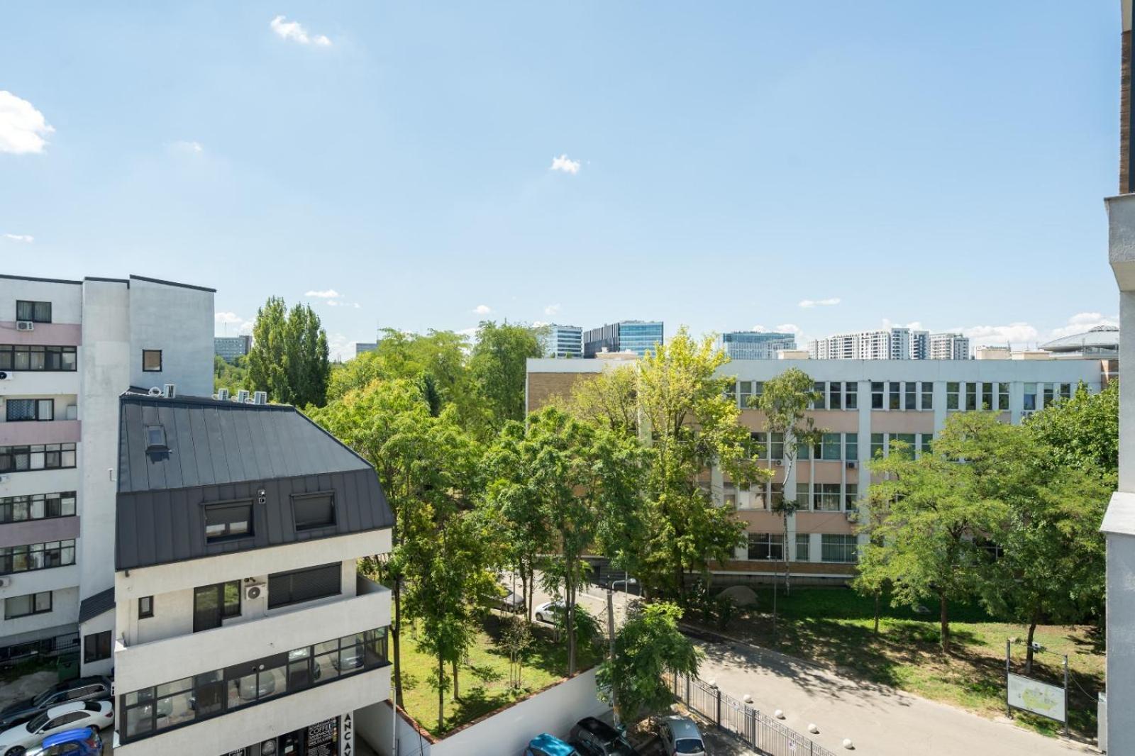 A Home Away - Politehnica Park Bucureşti Exterior foto